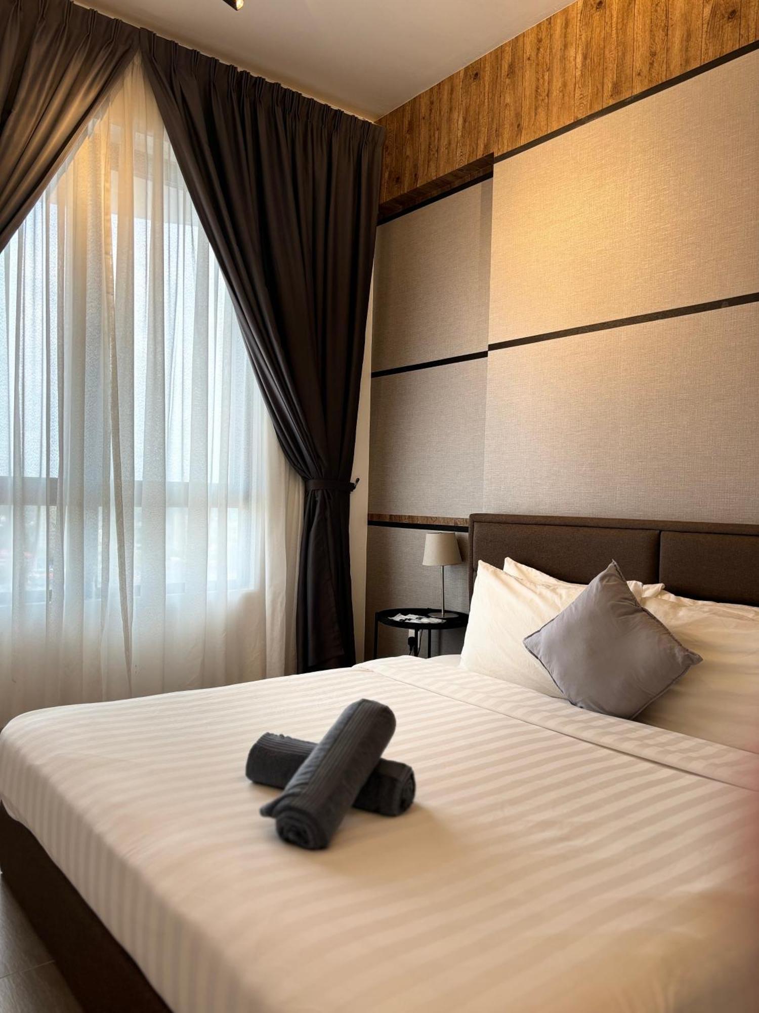 2Br Premium Suites Troika Kota Bharu By Aghome 外观 照片